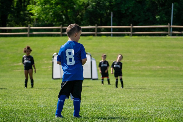 尤其是中场 尤其是中场